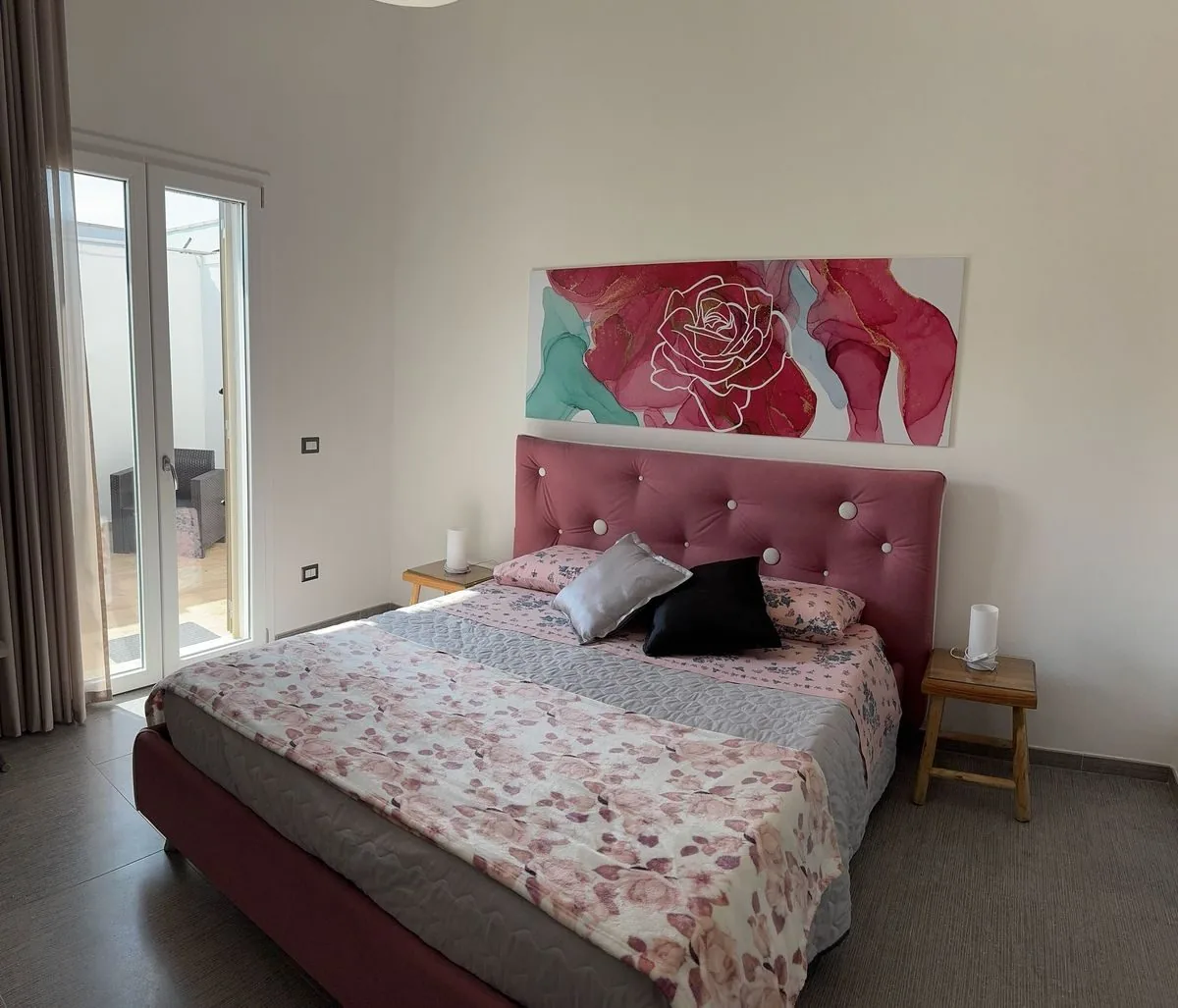 Camera Rosa — Romantica con zona relax